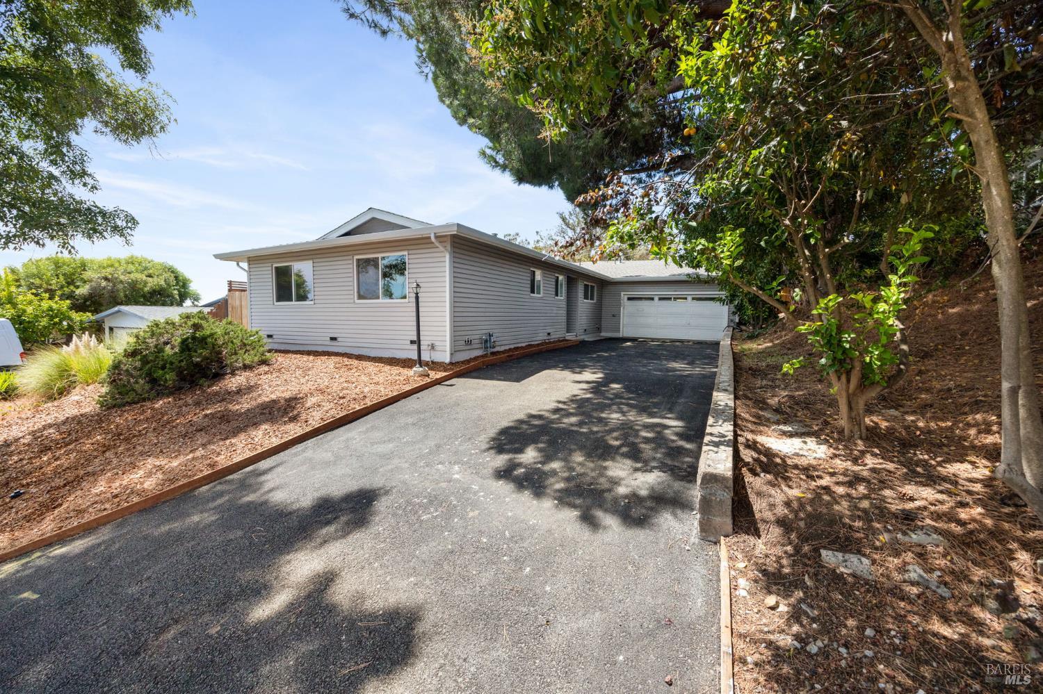 1509 Lassen Court Vallejo CA 94591
