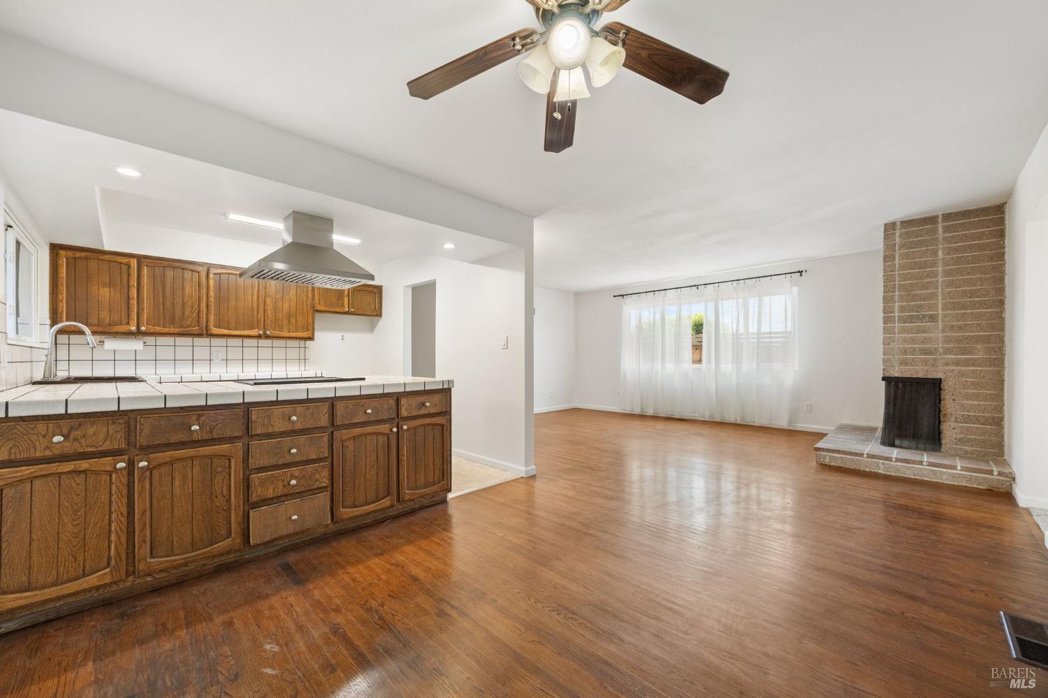 1509 Lassen Court Vallejo CA 94591