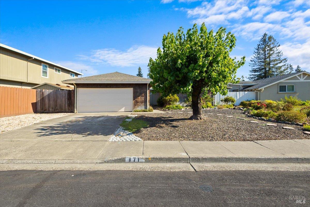 171 Alma Avenue Rohnert Park CA 94928