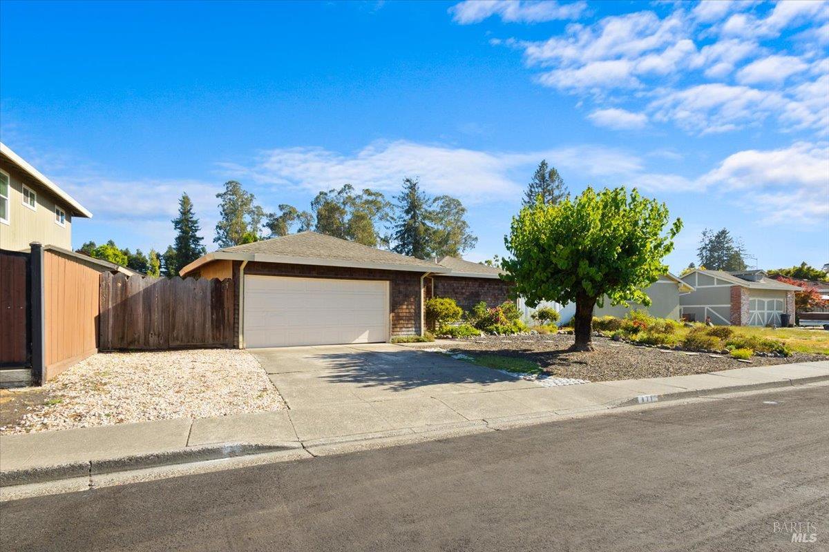 171 Alma Avenue Rohnert Park CA 94928