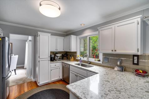 182 Wikiup Meadows Drive Santa Rosa CA 95403