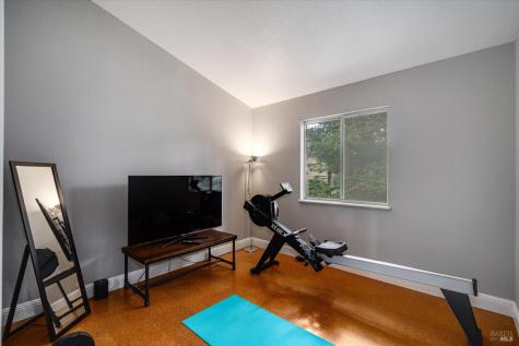 182 Wikiup Meadows Drive Santa Rosa CA 95403