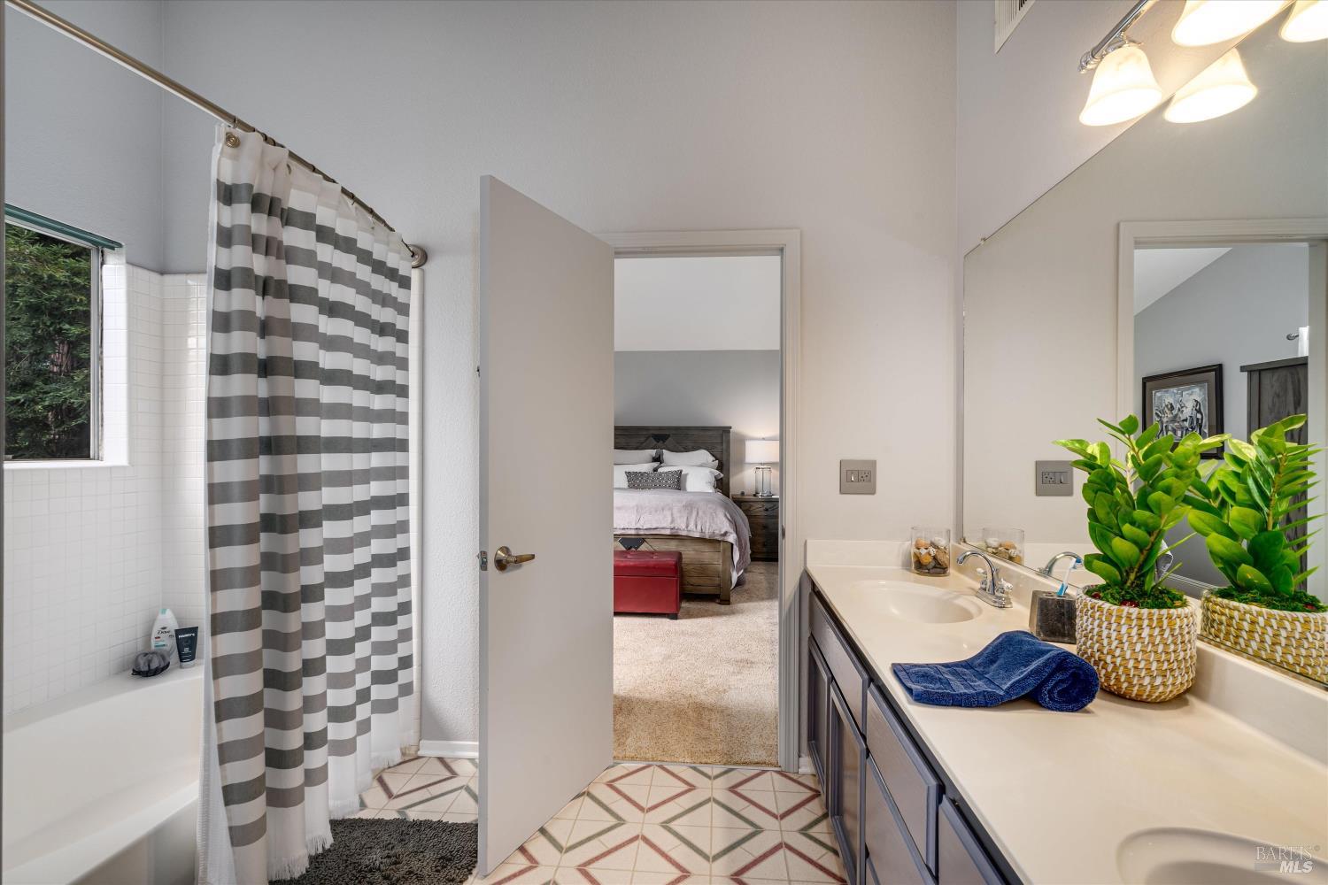 182 Wikiup Meadows Drive Santa Rosa CA 95403