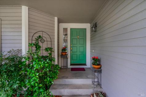 182 Wikiup Meadows Drive Santa Rosa CA 95403