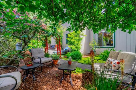 182 Wikiup Meadows Drive Santa Rosa CA 95403