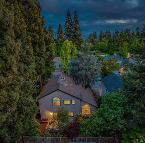 182 Wikiup Meadows Drive Santa Rosa CA 95403