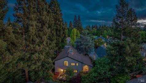 182 Wikiup Meadows Drive Santa Rosa CA 95403