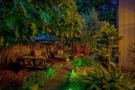 182 Wikiup Meadows Drive Santa Rosa CA 95403