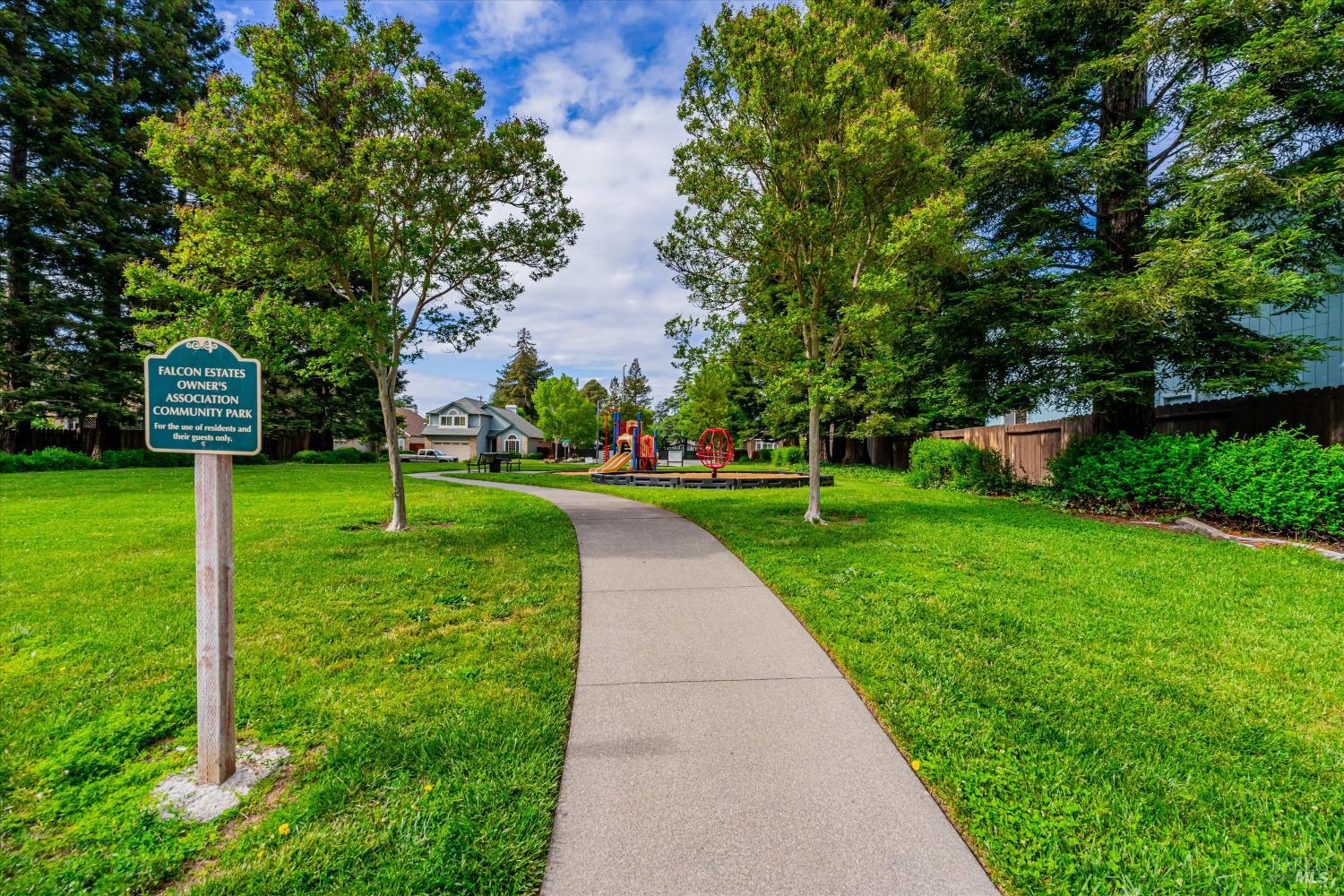 182 Wikiup Meadows Drive Santa Rosa CA 95403