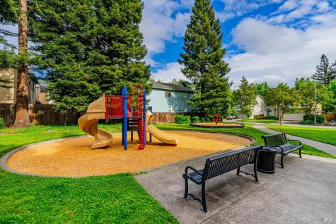 182 Wikiup Meadows Drive Santa Rosa CA 95403