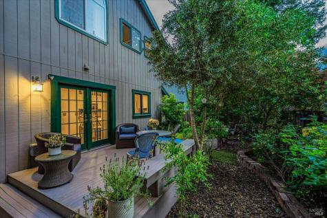 182 Wikiup Meadows Drive Santa Rosa CA 95403