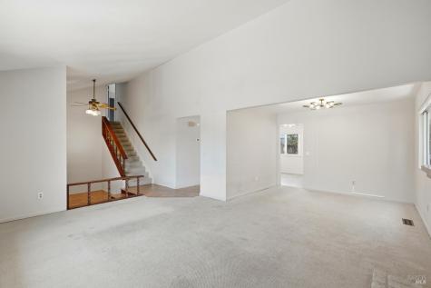 1059 Santa Clara Lane Petaluma CA 94954