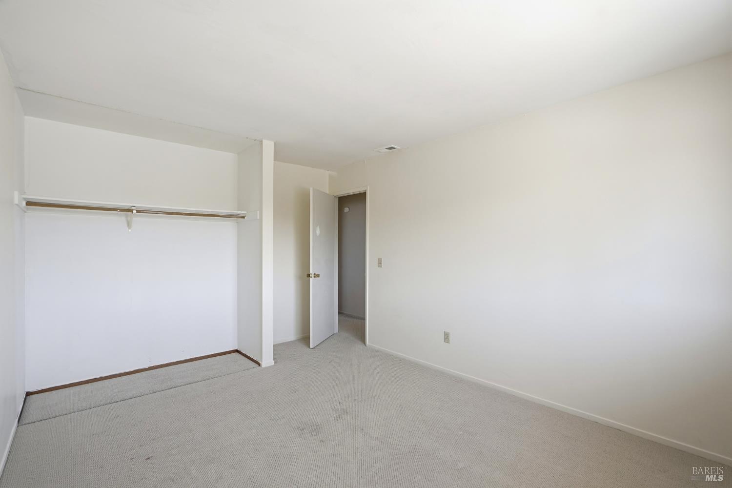 1059 Santa Clara Lane Petaluma CA 94954