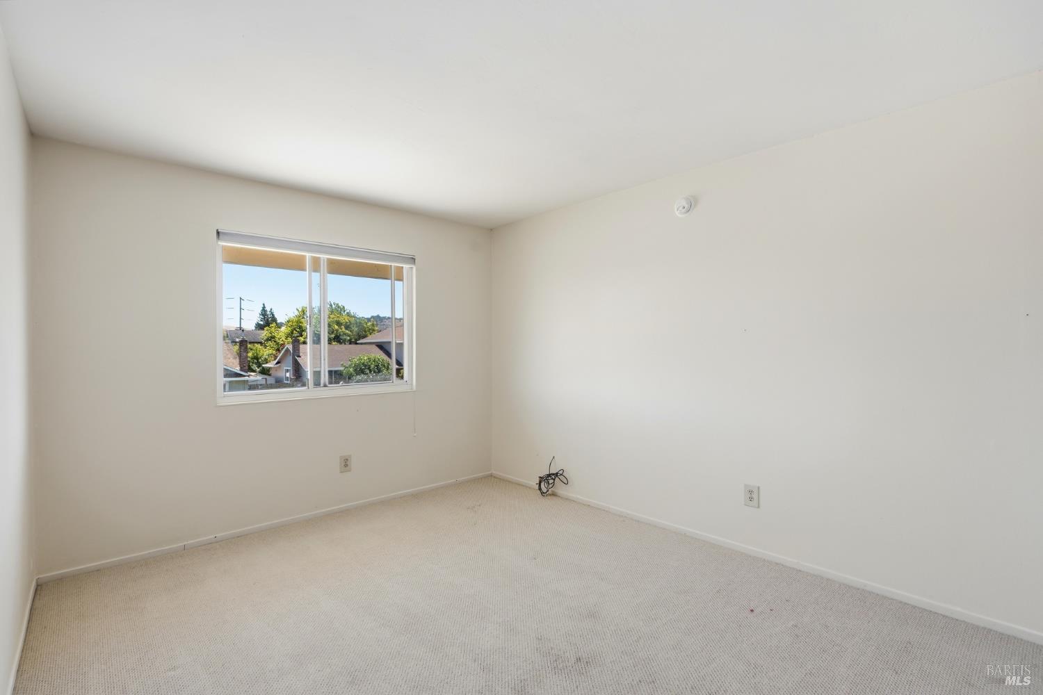 1059 Santa Clara Lane Petaluma CA 94954