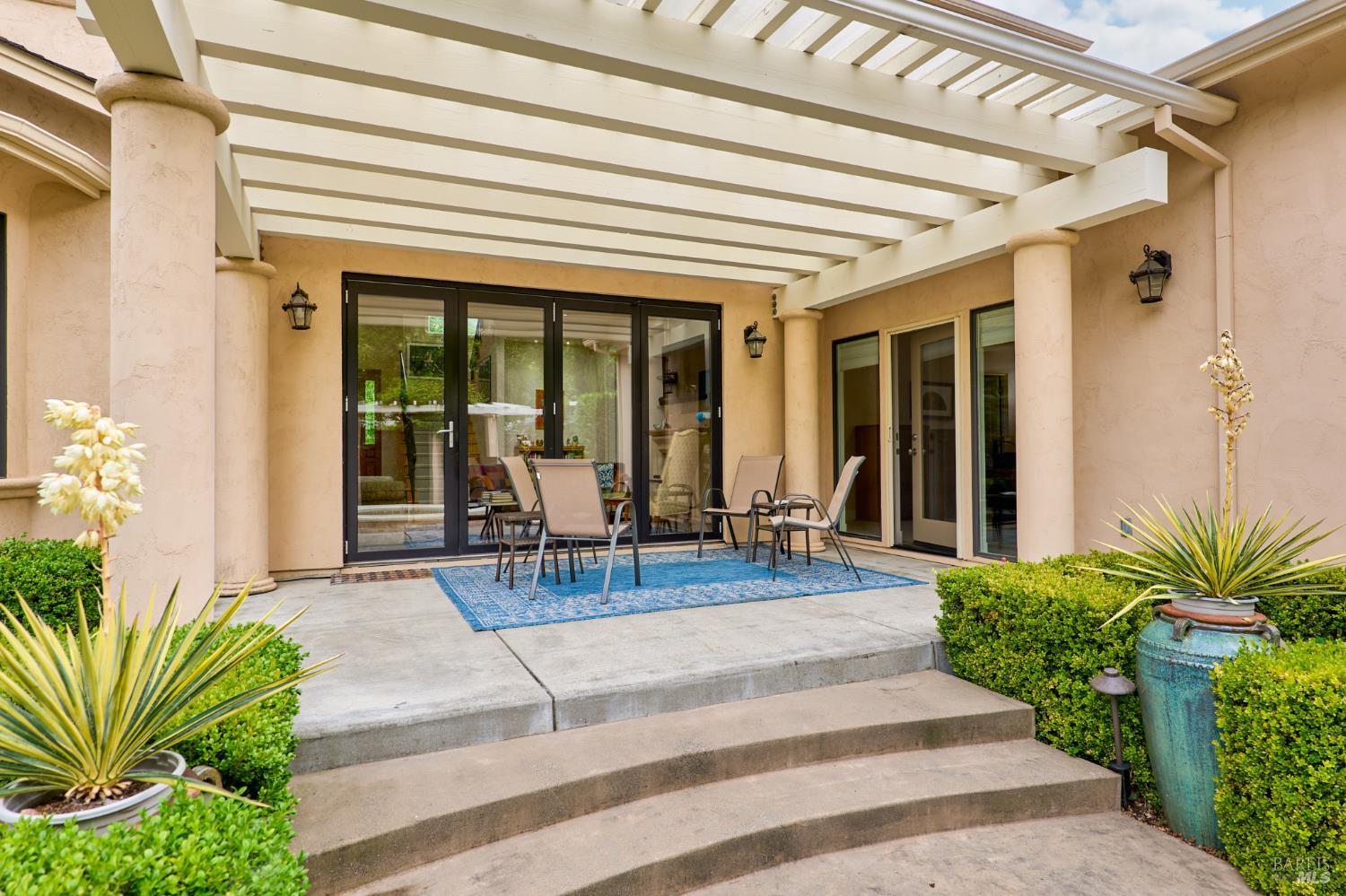 1702 Myrtle Street Calistoga CA 94515
