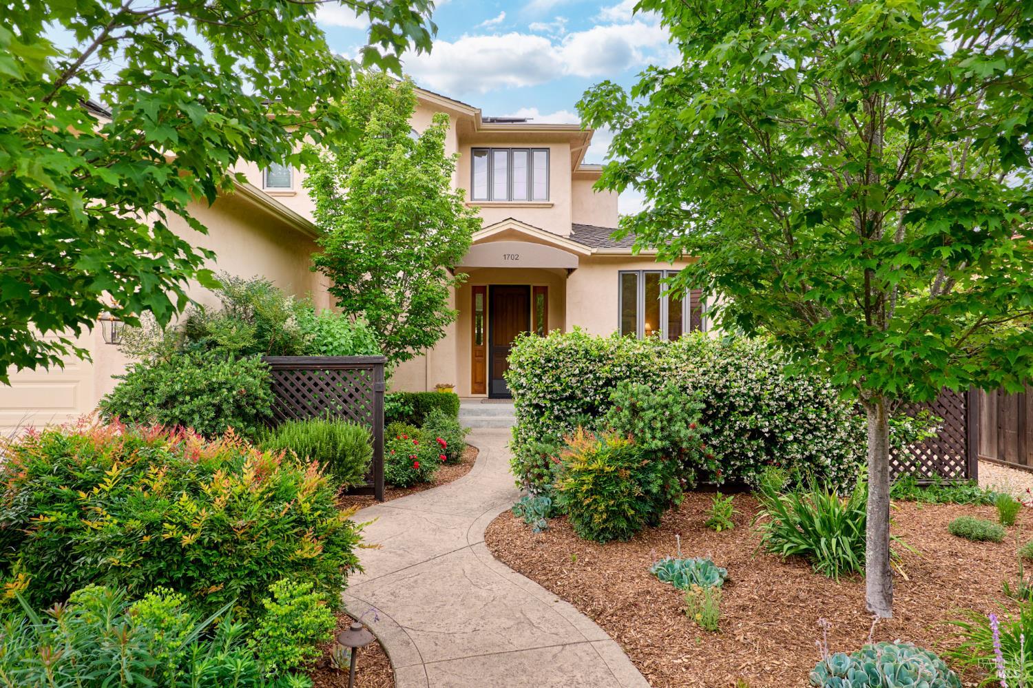 1702 Myrtle Street Calistoga CA 94515