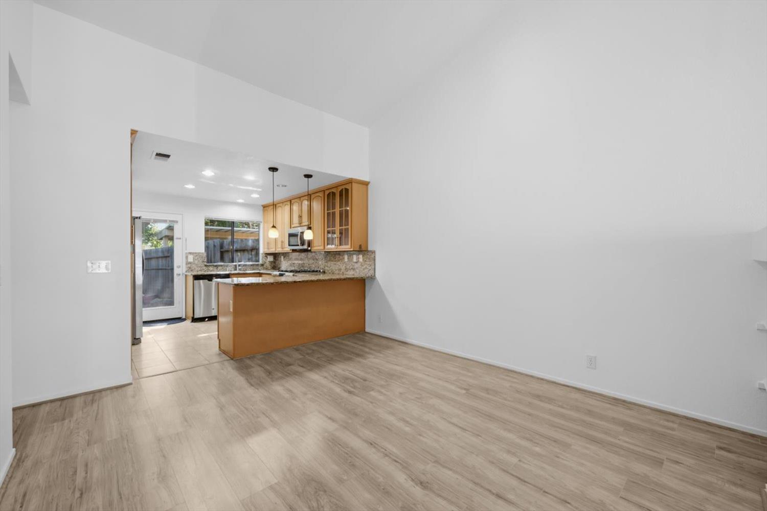 1618 Valdora Street Davis CA 95618