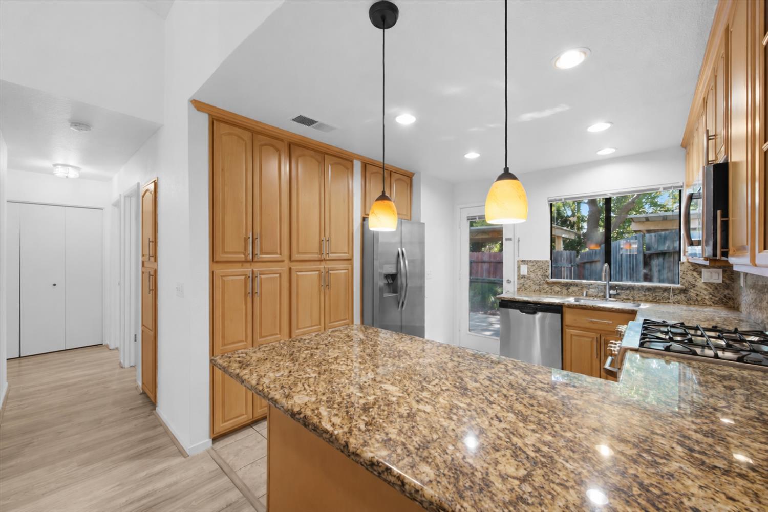 1618 Valdora Street Davis CA 95618