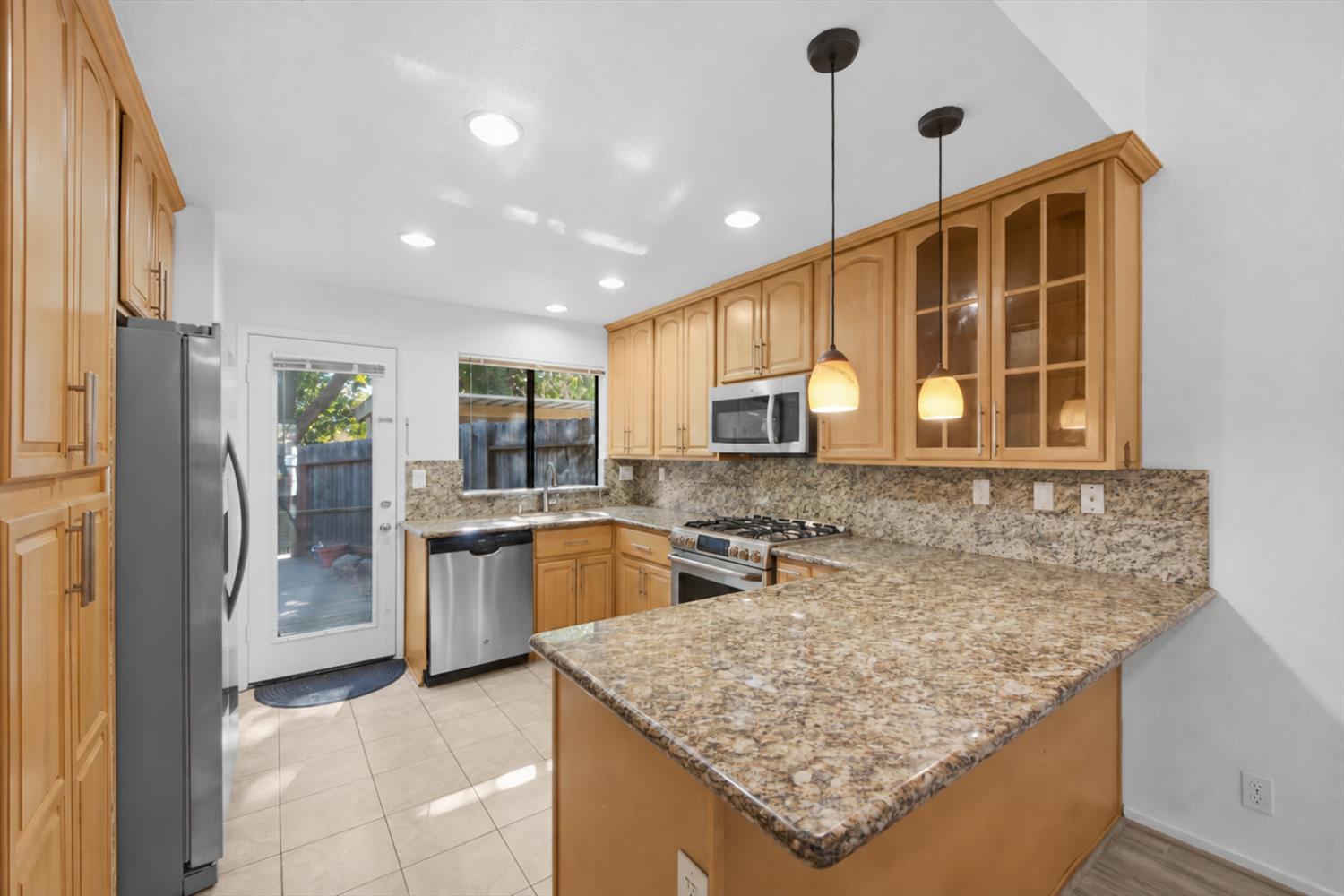 1618 Valdora Street Davis CA 95618