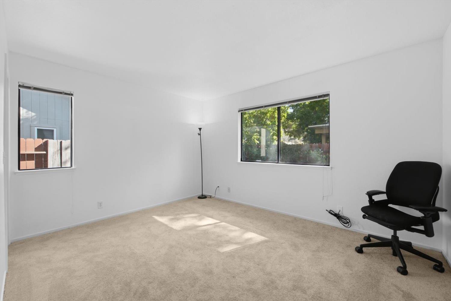 1618 Valdora Street Davis CA 95618