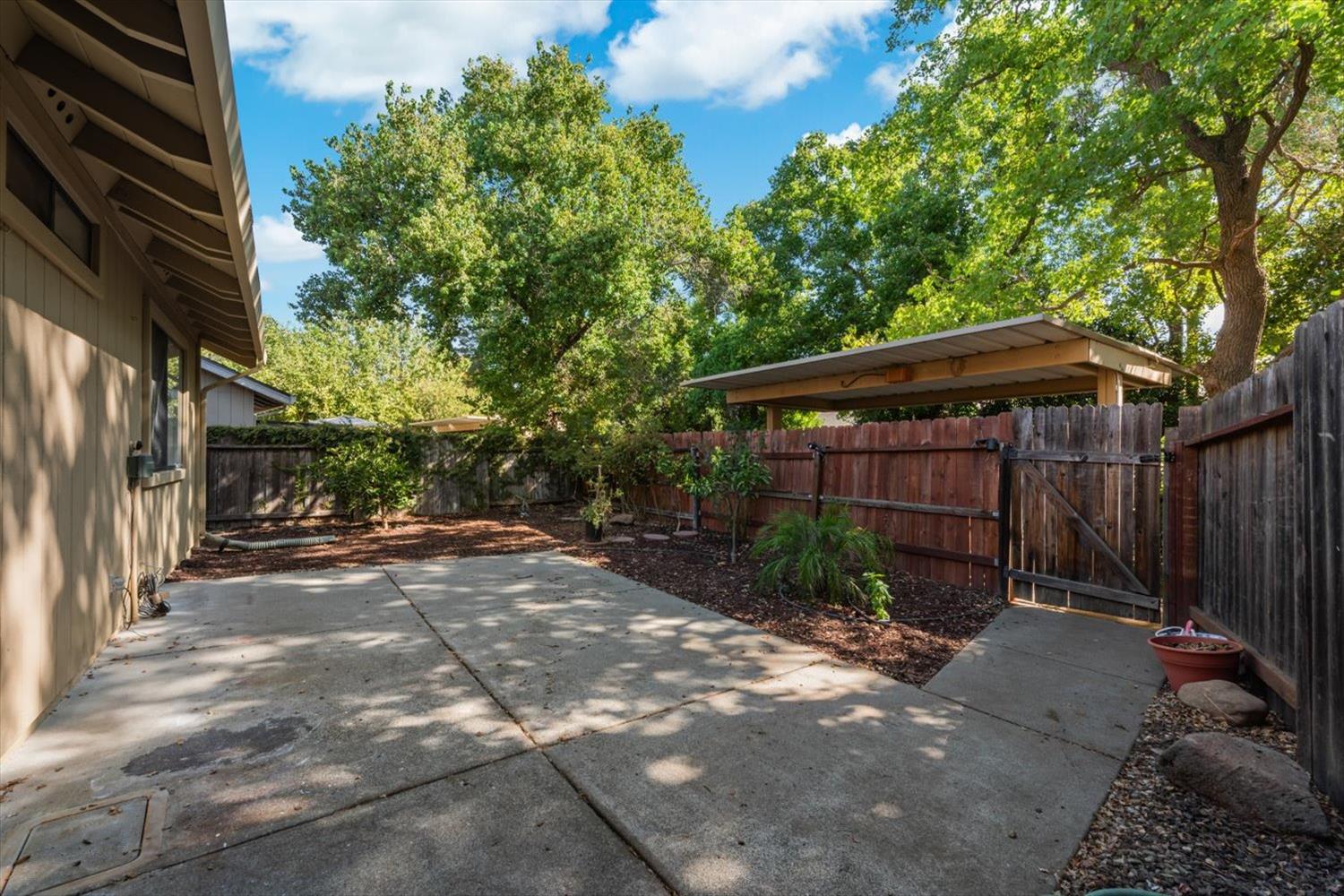 1618 Valdora Street Davis CA 95618