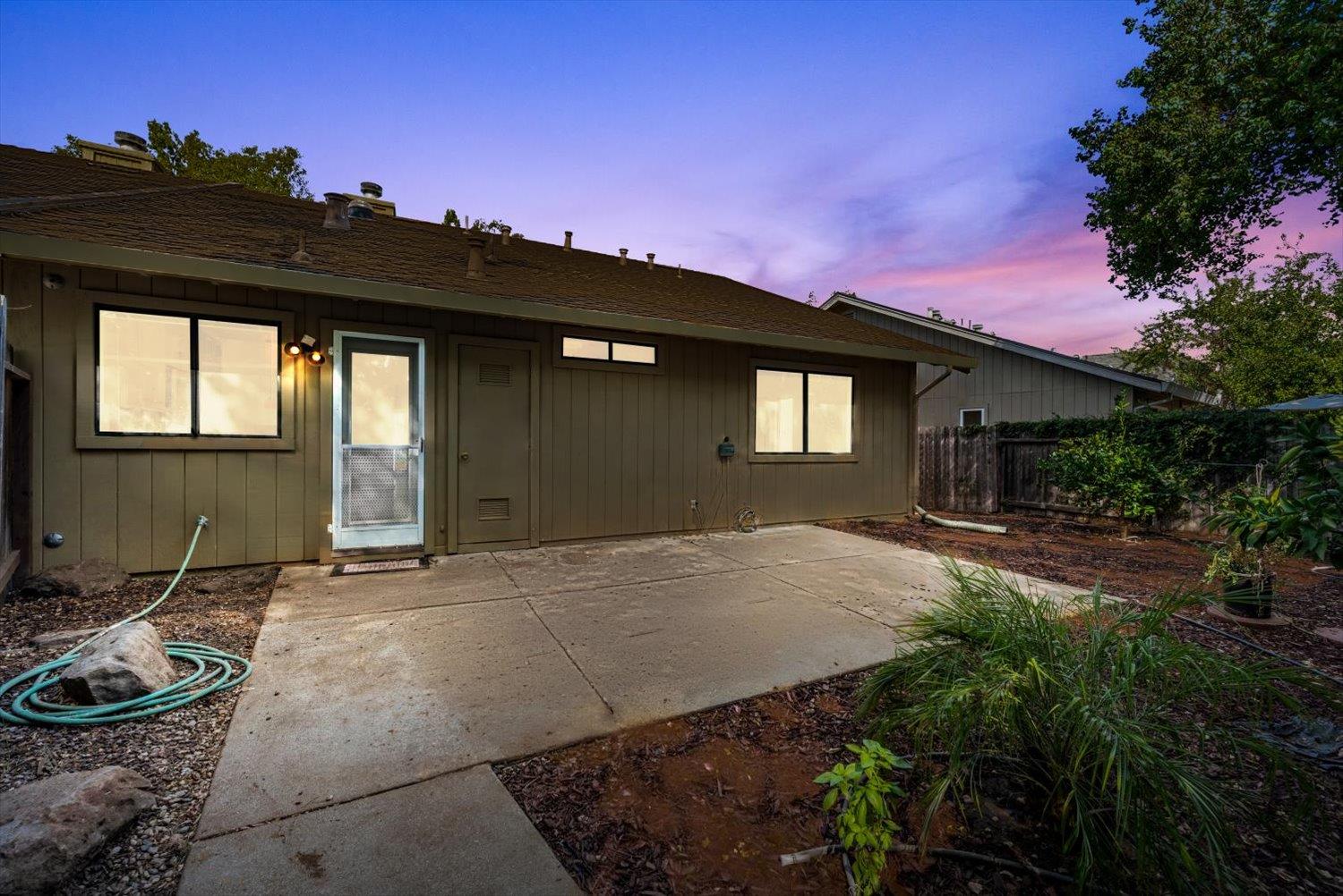 1618 Valdora Street Davis CA 95618