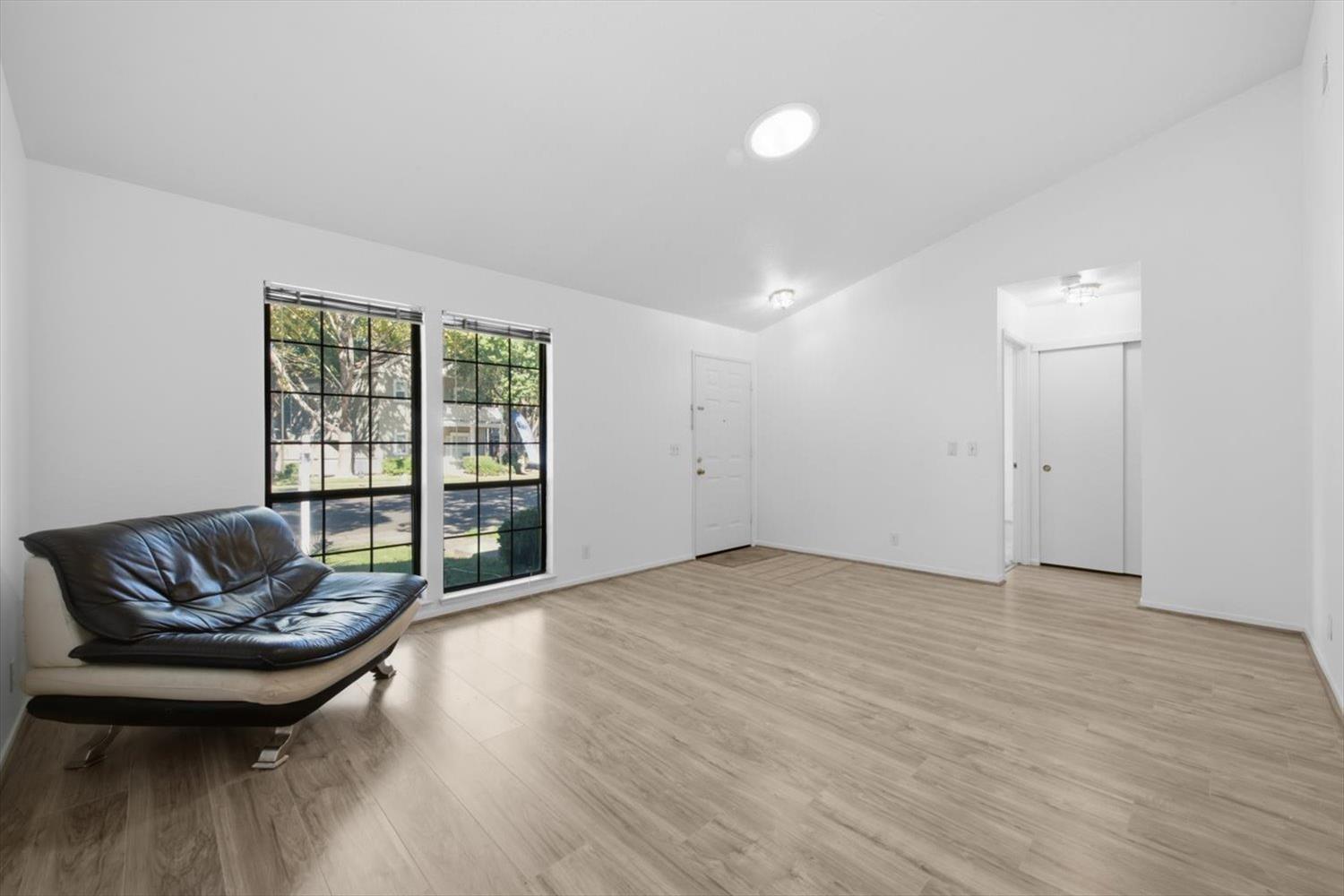 1618 Valdora Street Davis CA 95618