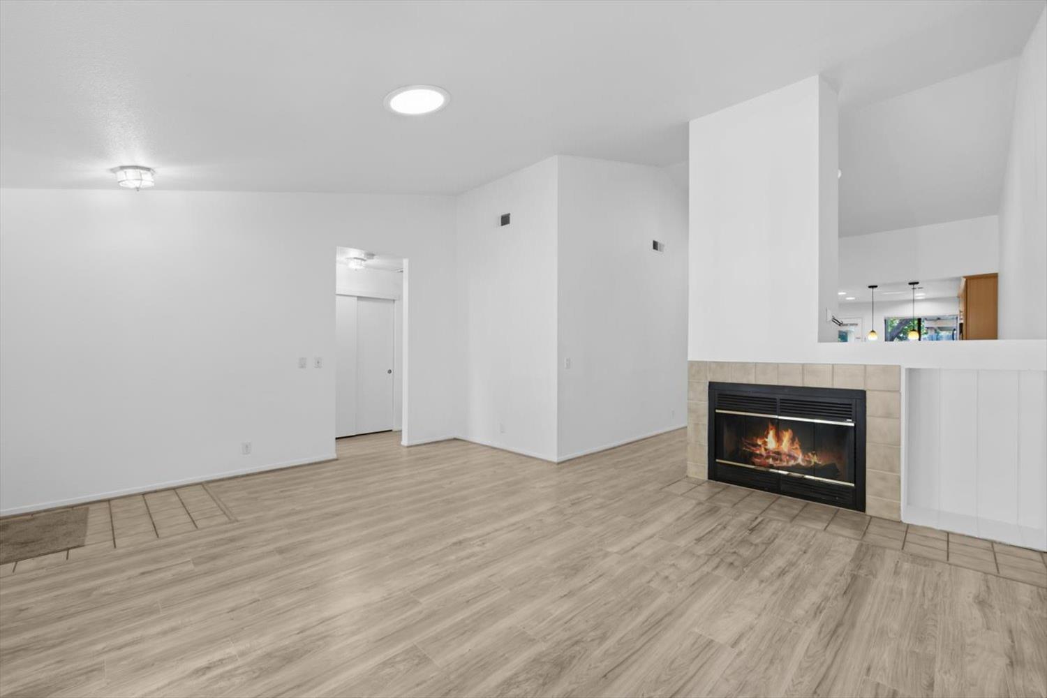 1618 Valdora Street Davis CA 95618