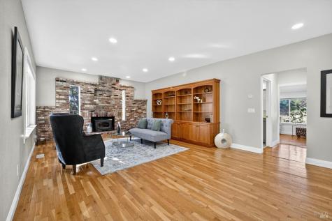 635 Goodwin Avenue Penngrove CA 94951