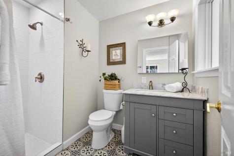 635 Goodwin Avenue Penngrove CA 94951