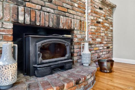 635 Goodwin Avenue Penngrove CA 94951