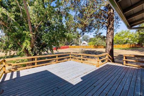 635 Goodwin Avenue Penngrove CA 94951