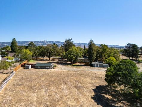 635 Goodwin Avenue Penngrove CA 94951