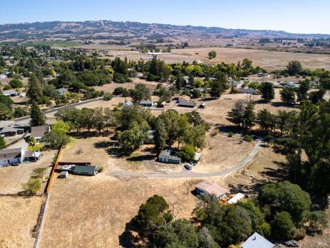 635 Goodwin Avenue Penngrove CA 94951