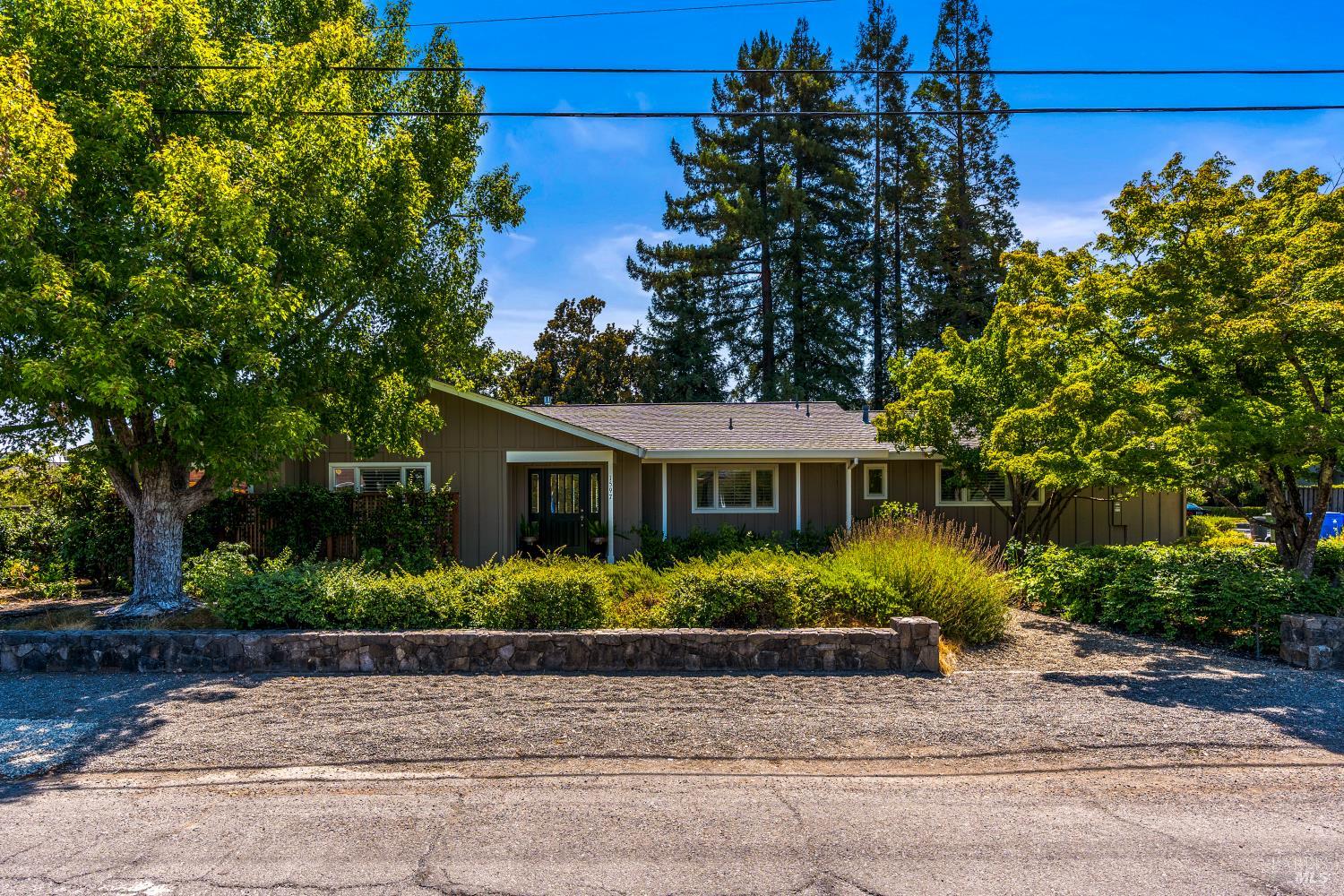 1597 Sulphur Springs Avenue St. Helena CA 94574