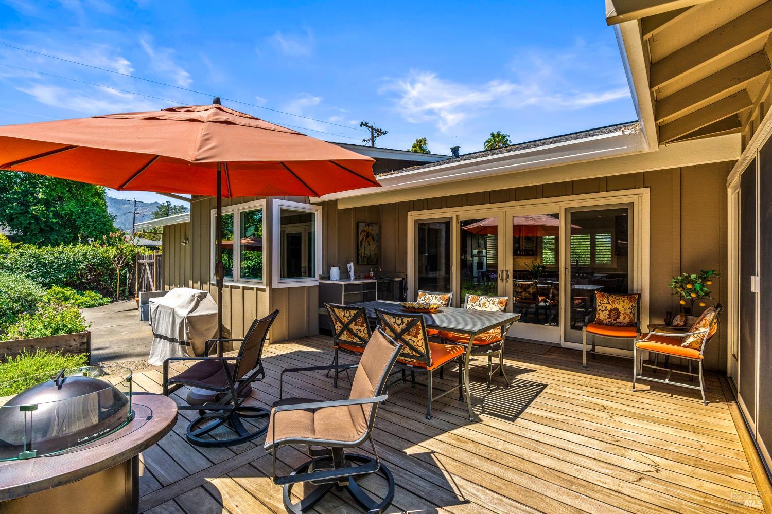 1597 Sulphur Springs Avenue St. Helena CA 94574