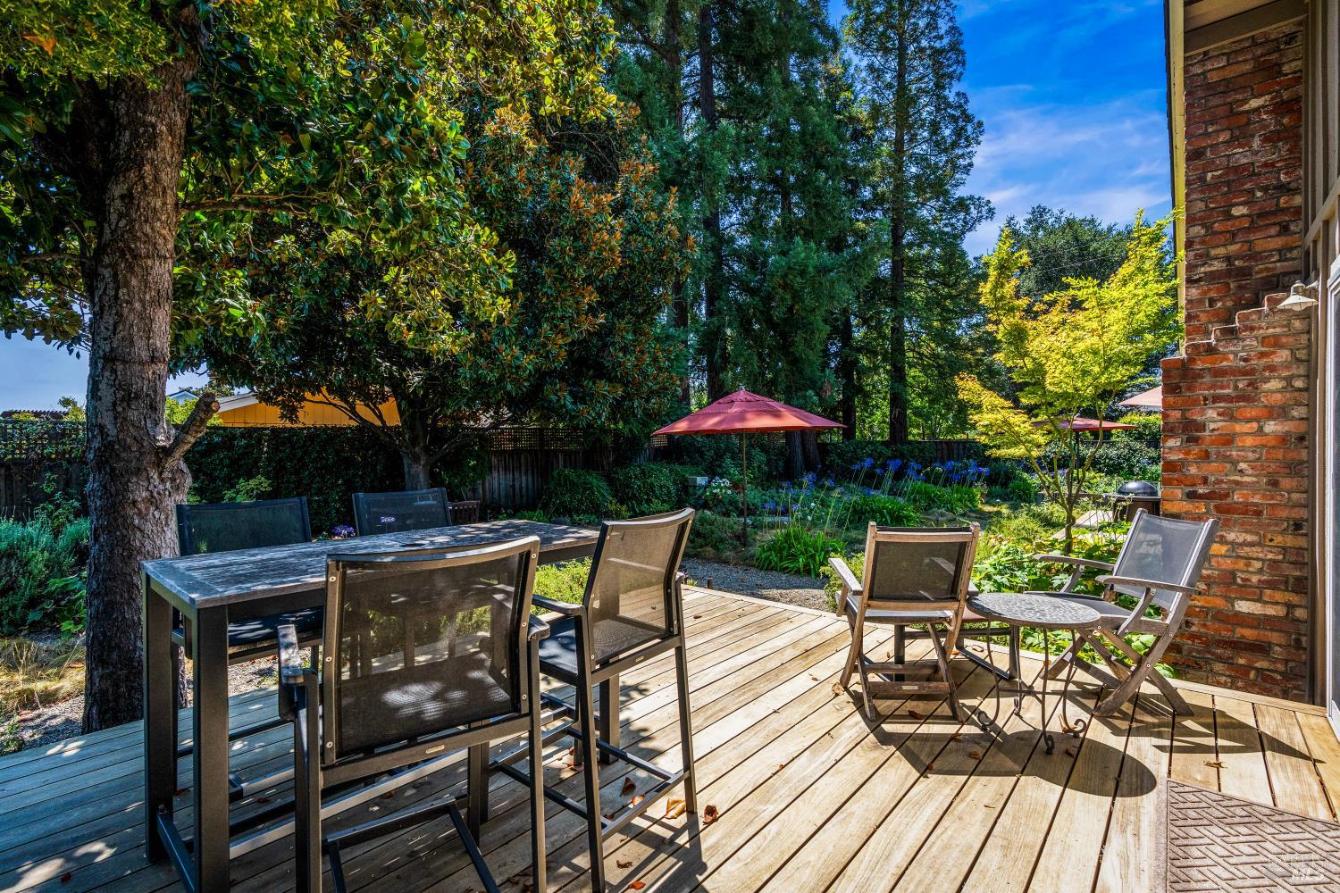 1597 Sulphur Springs Avenue St. Helena CA 94574