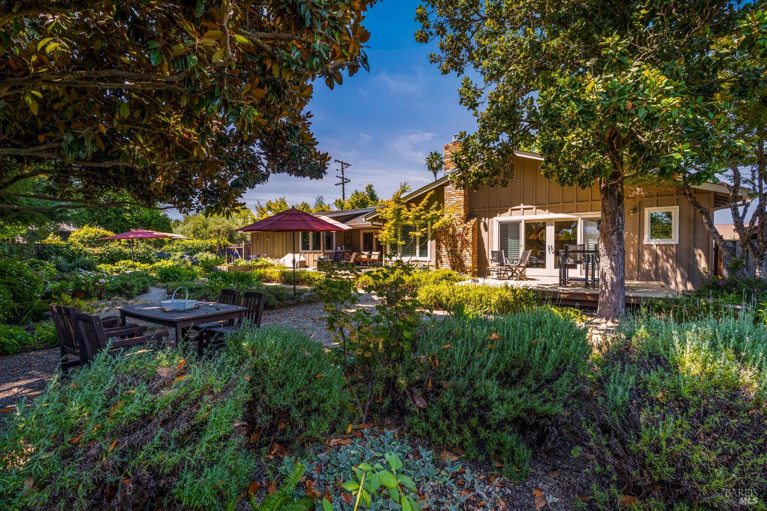 1597 Sulphur Springs Avenue St. Helena CA 94574