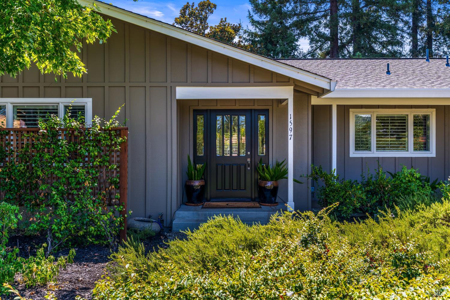 1597 Sulphur Springs Avenue St. Helena CA 94574