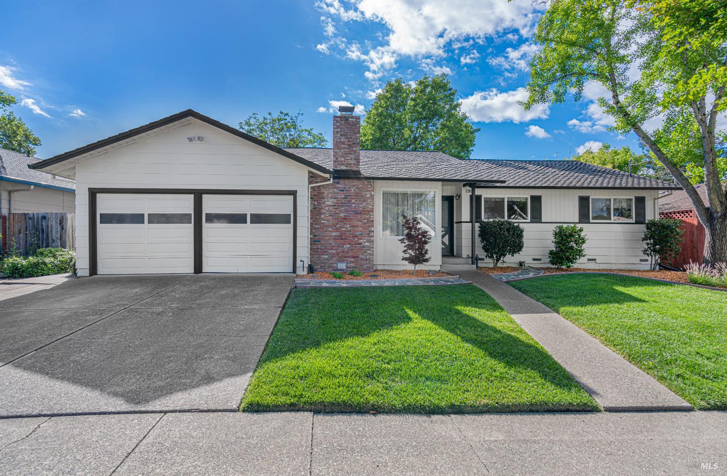 1819 Woodward Drive Santa Rosa CA 95405