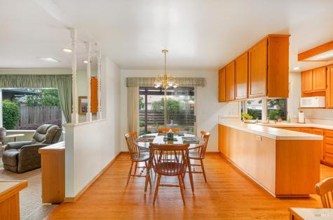 1819 Woodward Drive Santa Rosa CA 95405