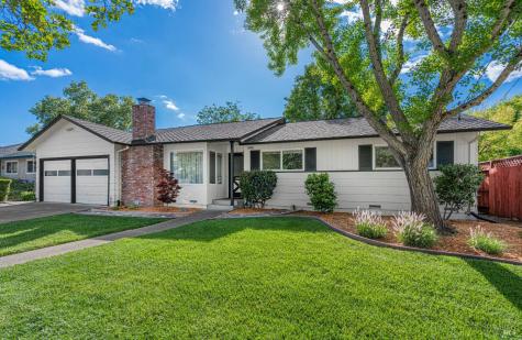 1819 Woodward Drive Santa Rosa CA 95405