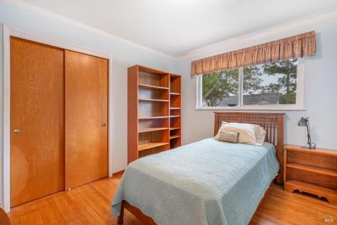 1819 Woodward Drive Santa Rosa CA 95405