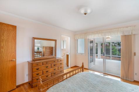 1819 Woodward Drive Santa Rosa CA 95405