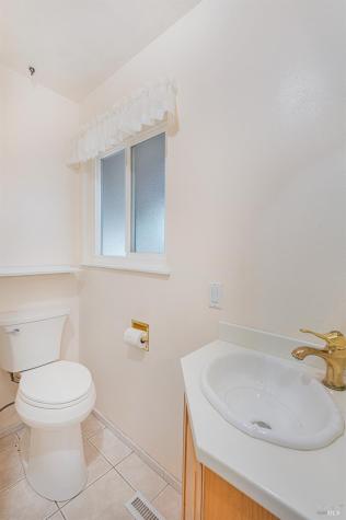 1819 Woodward Drive Santa Rosa CA 95405
