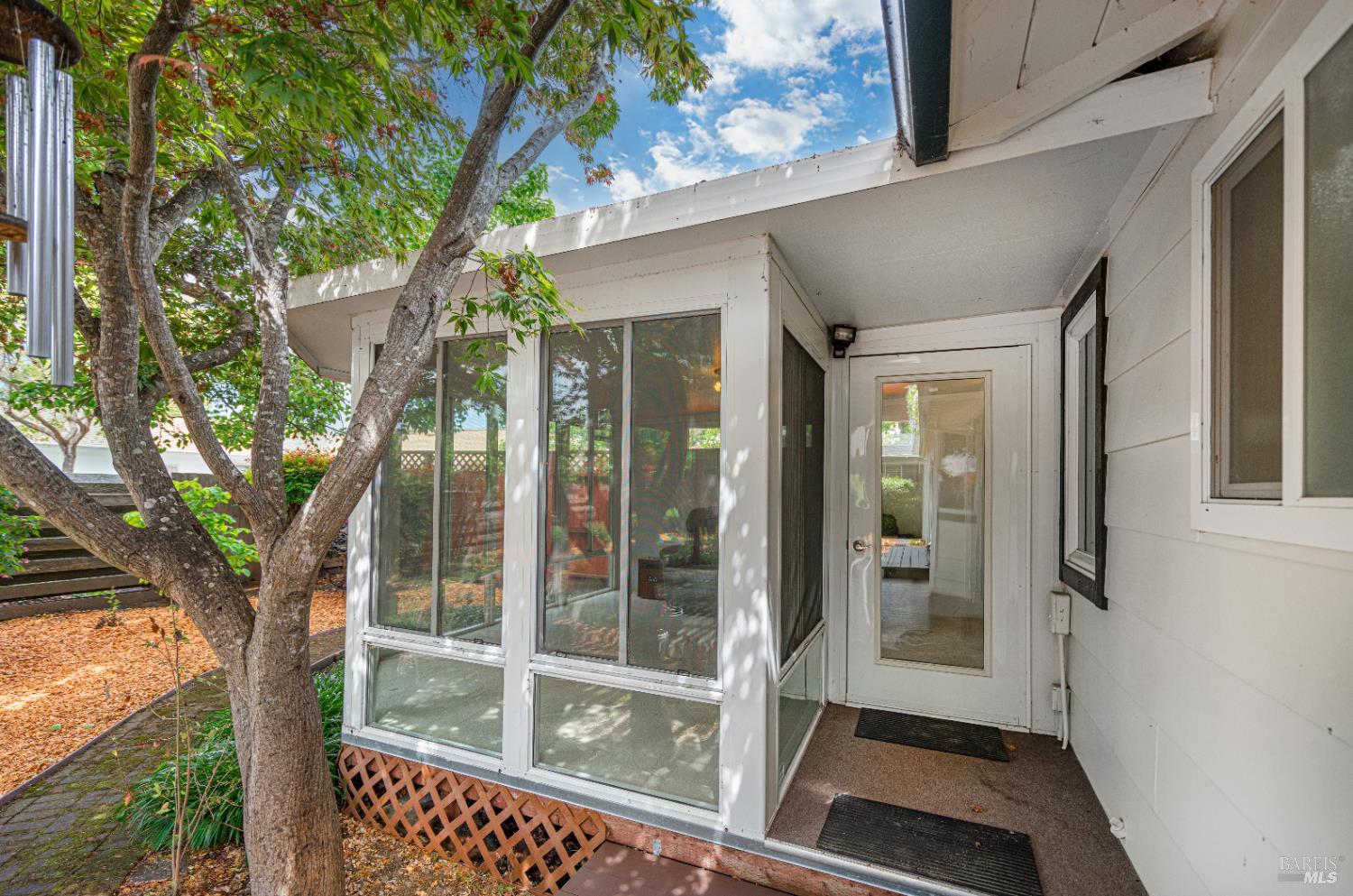 1819 Woodward Drive Santa Rosa CA 95405