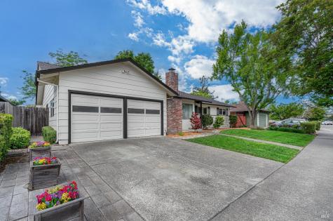 1819 Woodward Drive Santa Rosa CA 95405