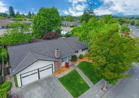 1819 Woodward Drive Santa Rosa CA 95405