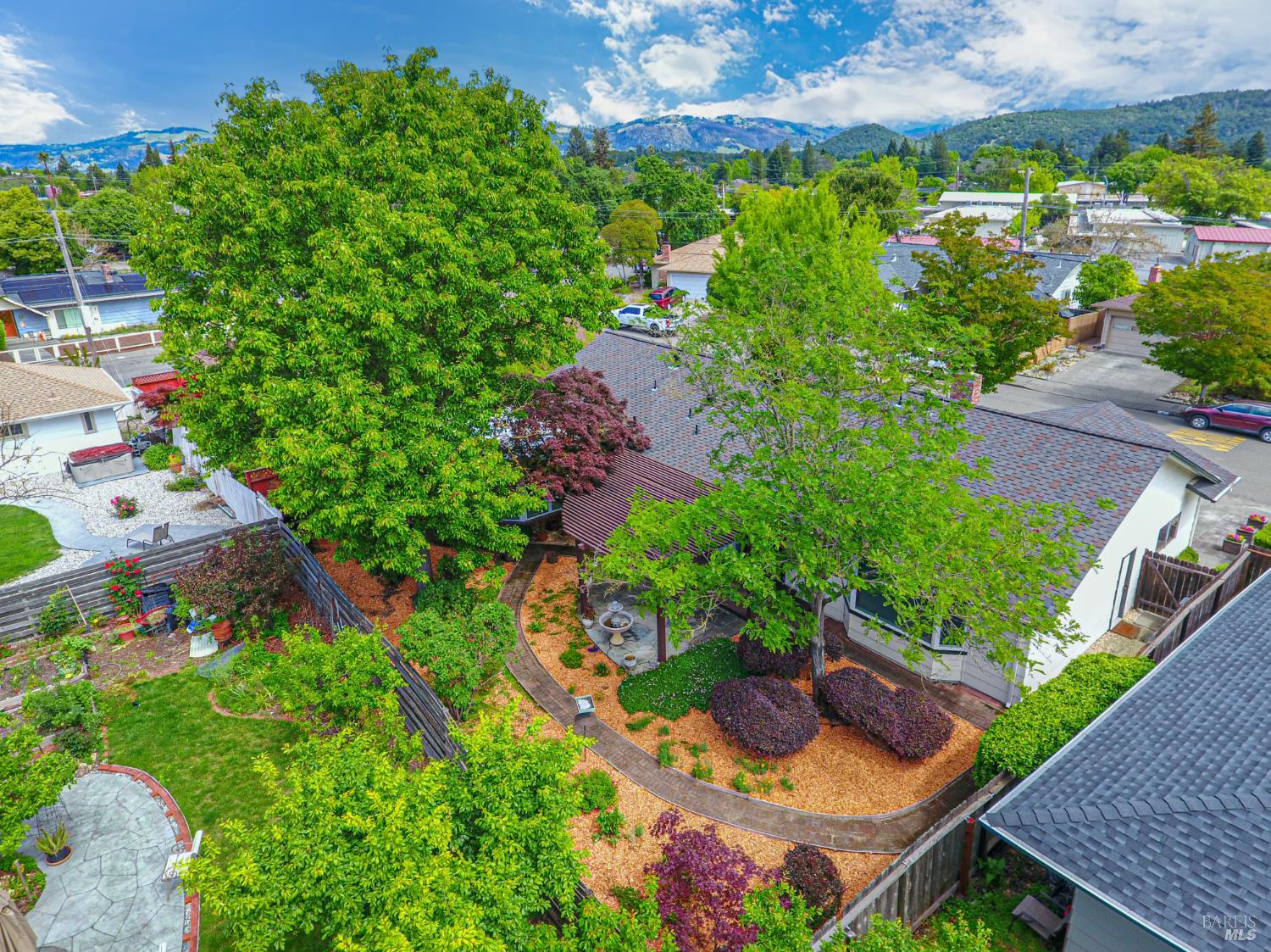 1819 Woodward Drive Santa Rosa CA 95405