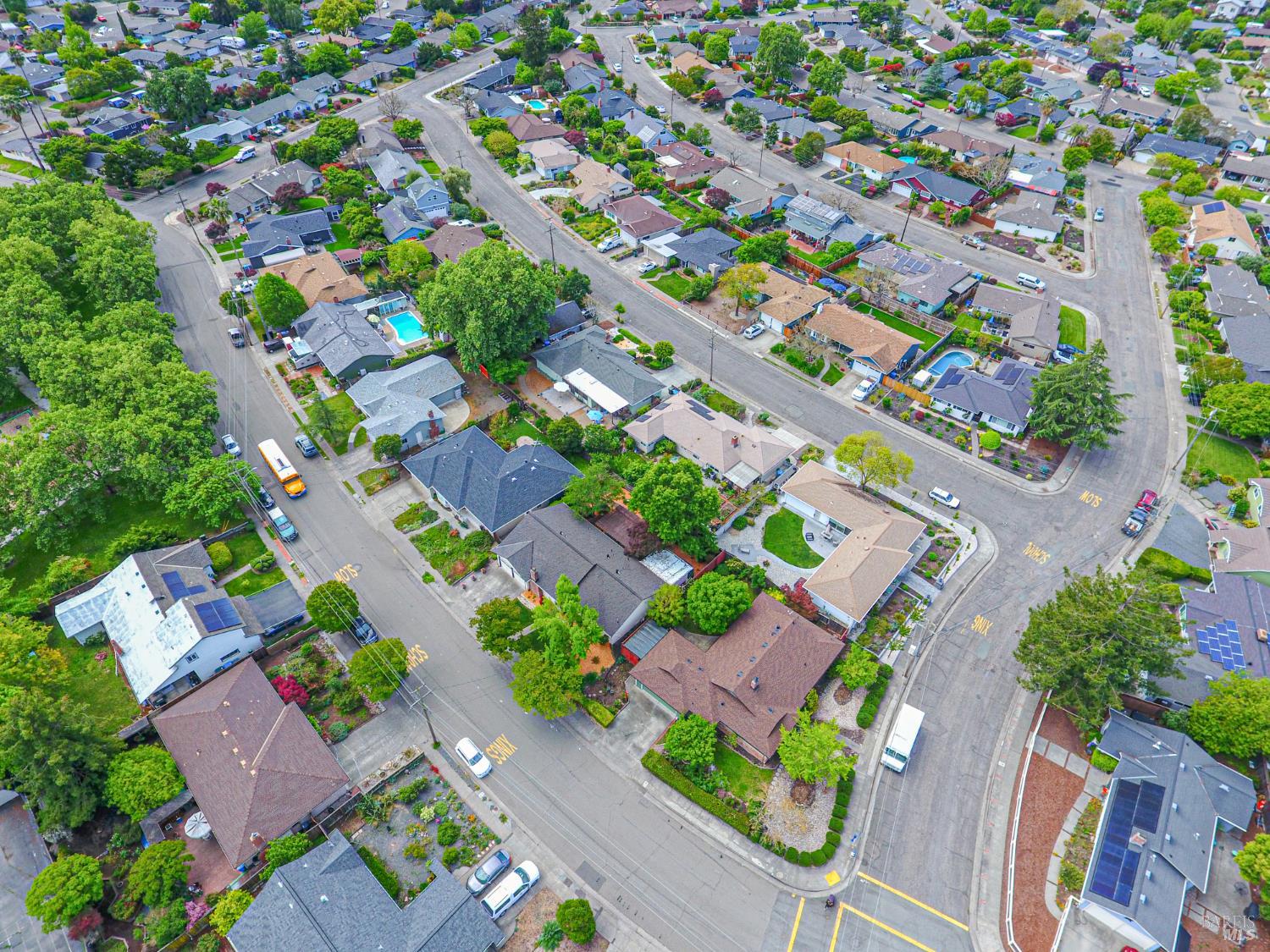1819 Woodward Drive Santa Rosa CA 95405